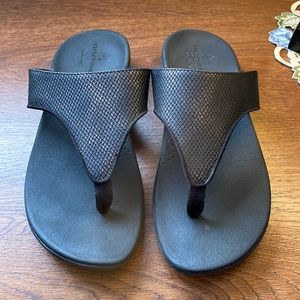 Clarks Cloudsteppers Sandals - 7